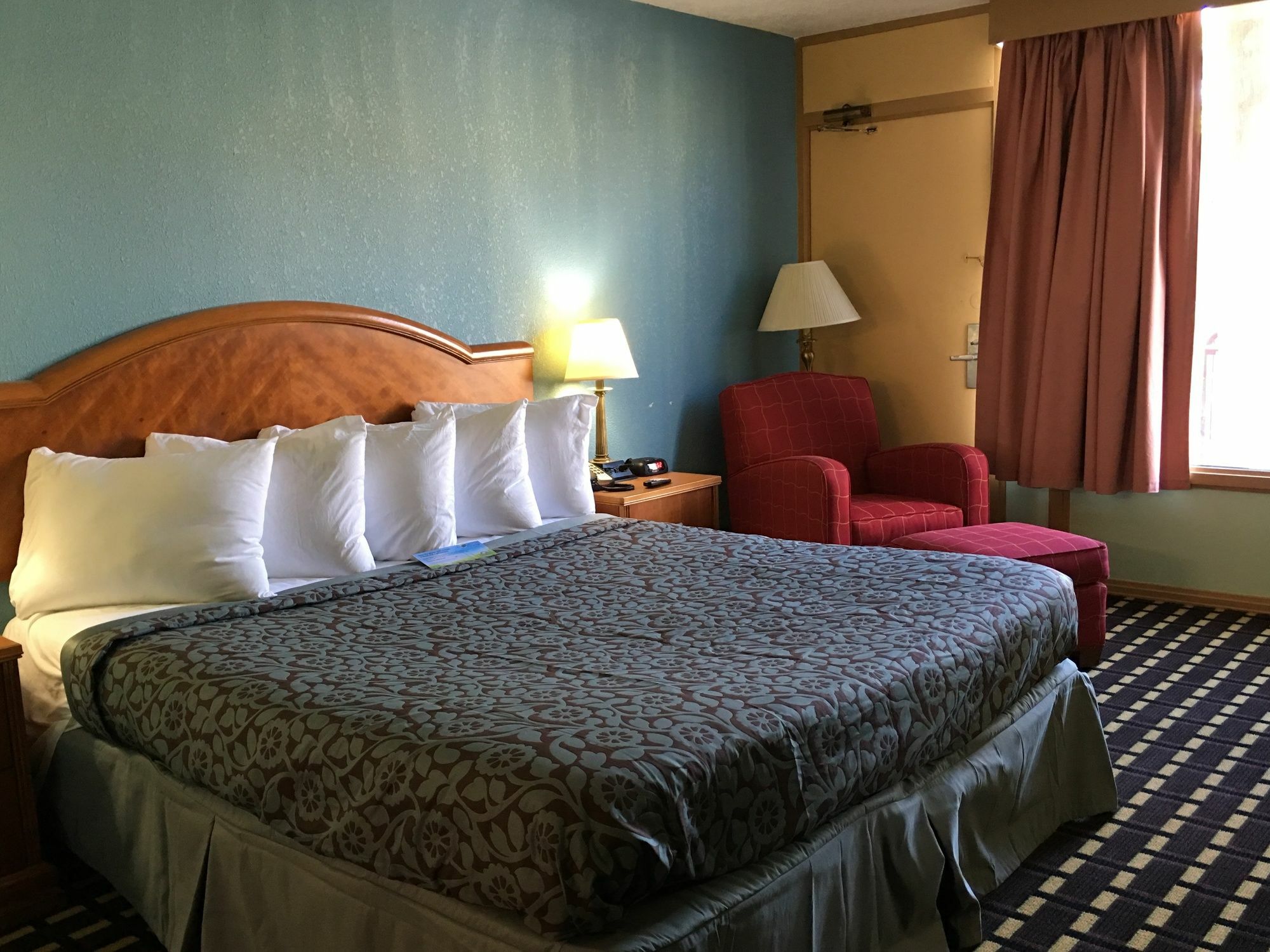 Days Inn By Wyndham Шаронвілл Екстер'єр фото